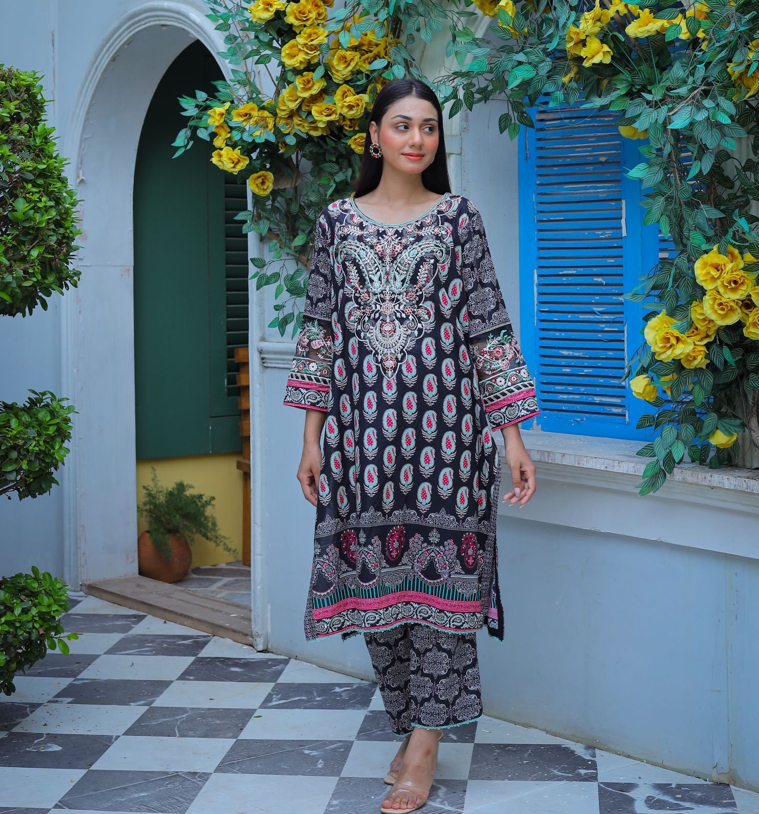 Pure Cotton Lawn Embroidered 2 Piece Suit – Midnight Bloom